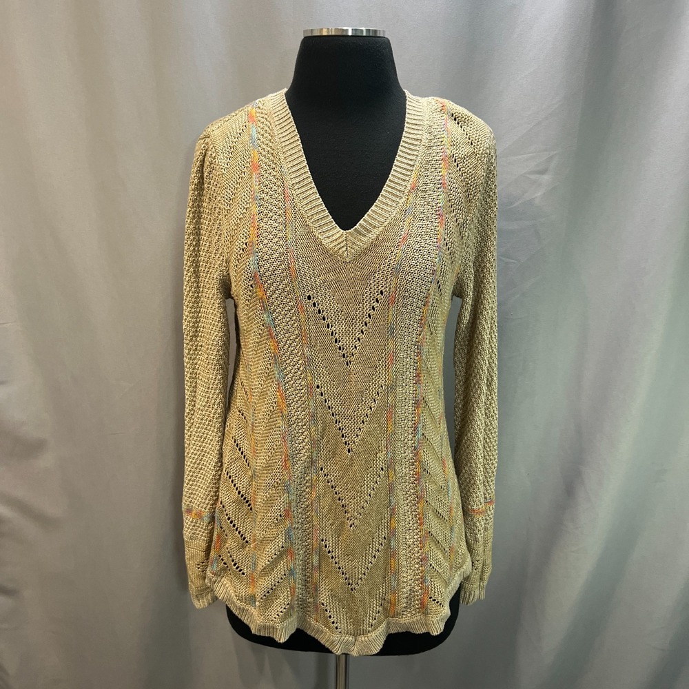 Love On A Hanger Sweater Womens Medium Beige Open Knit Asymmetrical Hem V Neck